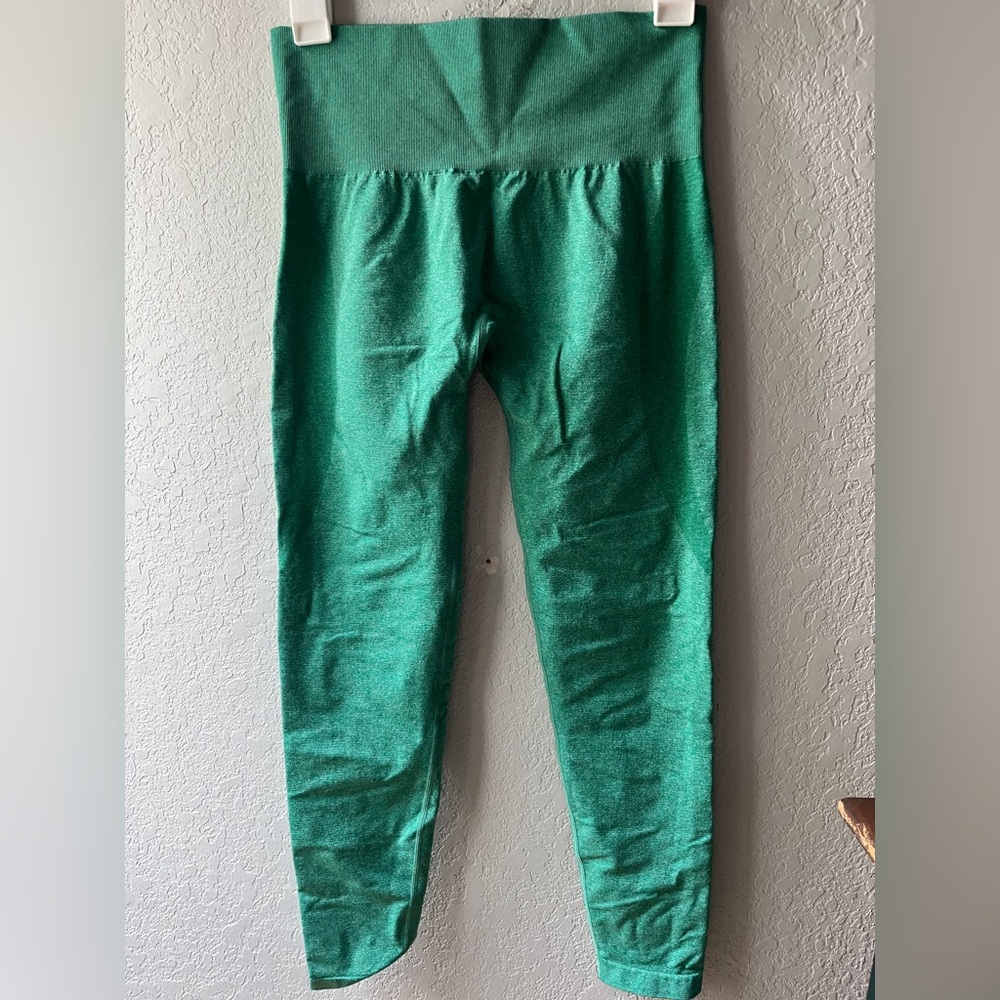 NVGTN Green Leggings medium